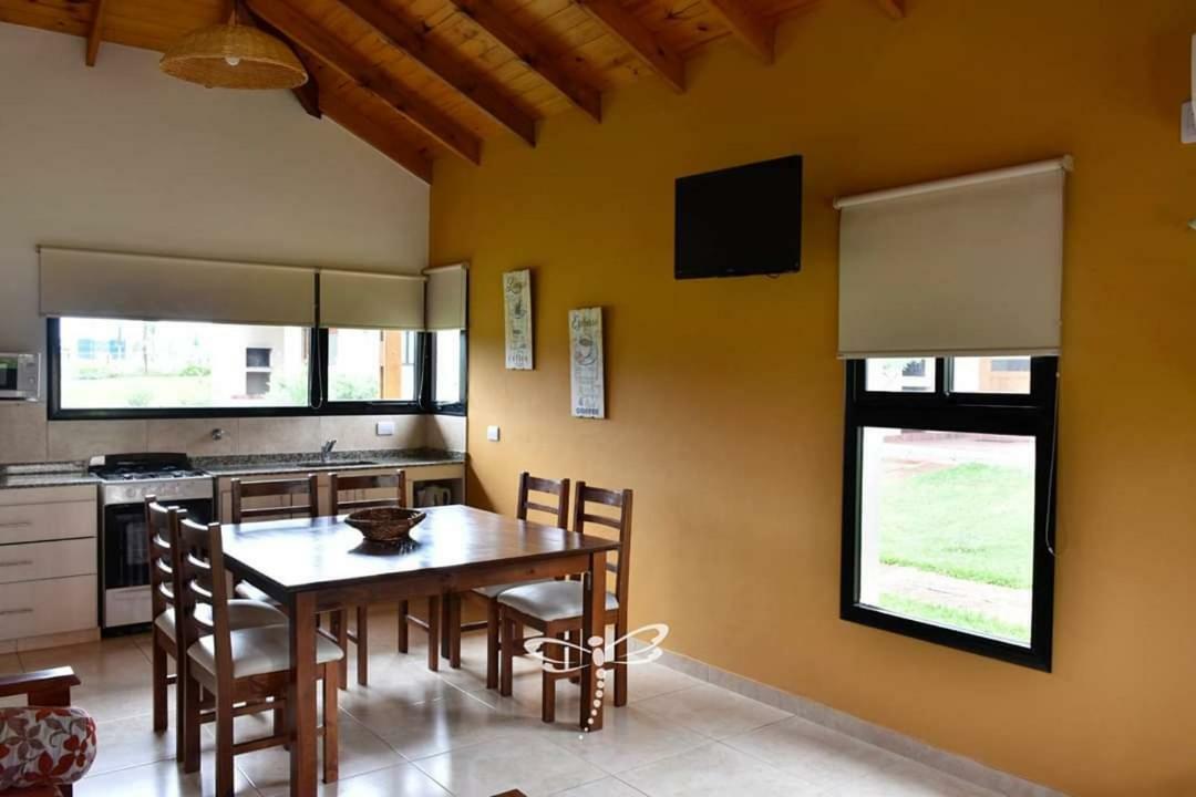 Iguape Aparts & Spa Colón Eksteriør billede